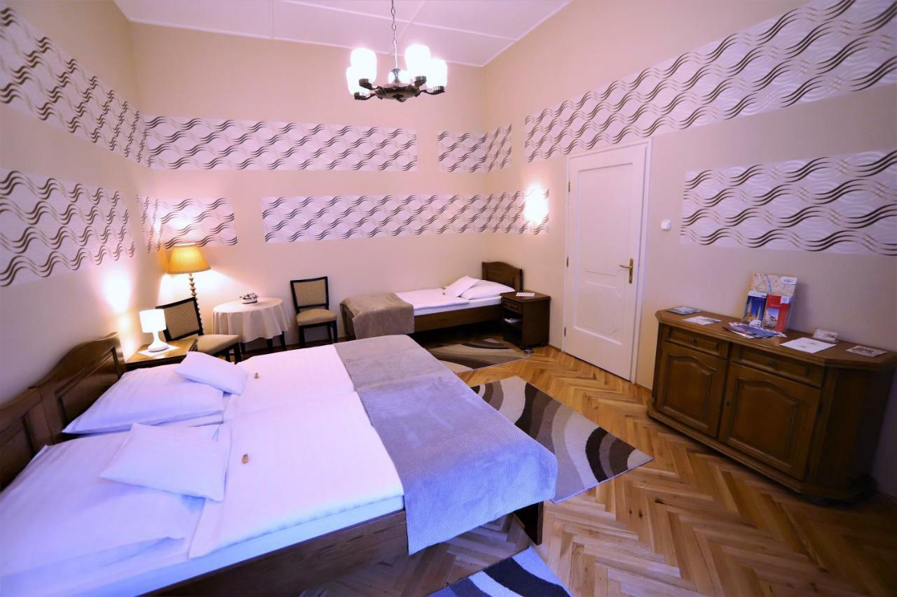 Belvarosi Apartman Appartement Szeged Buitenkant foto
